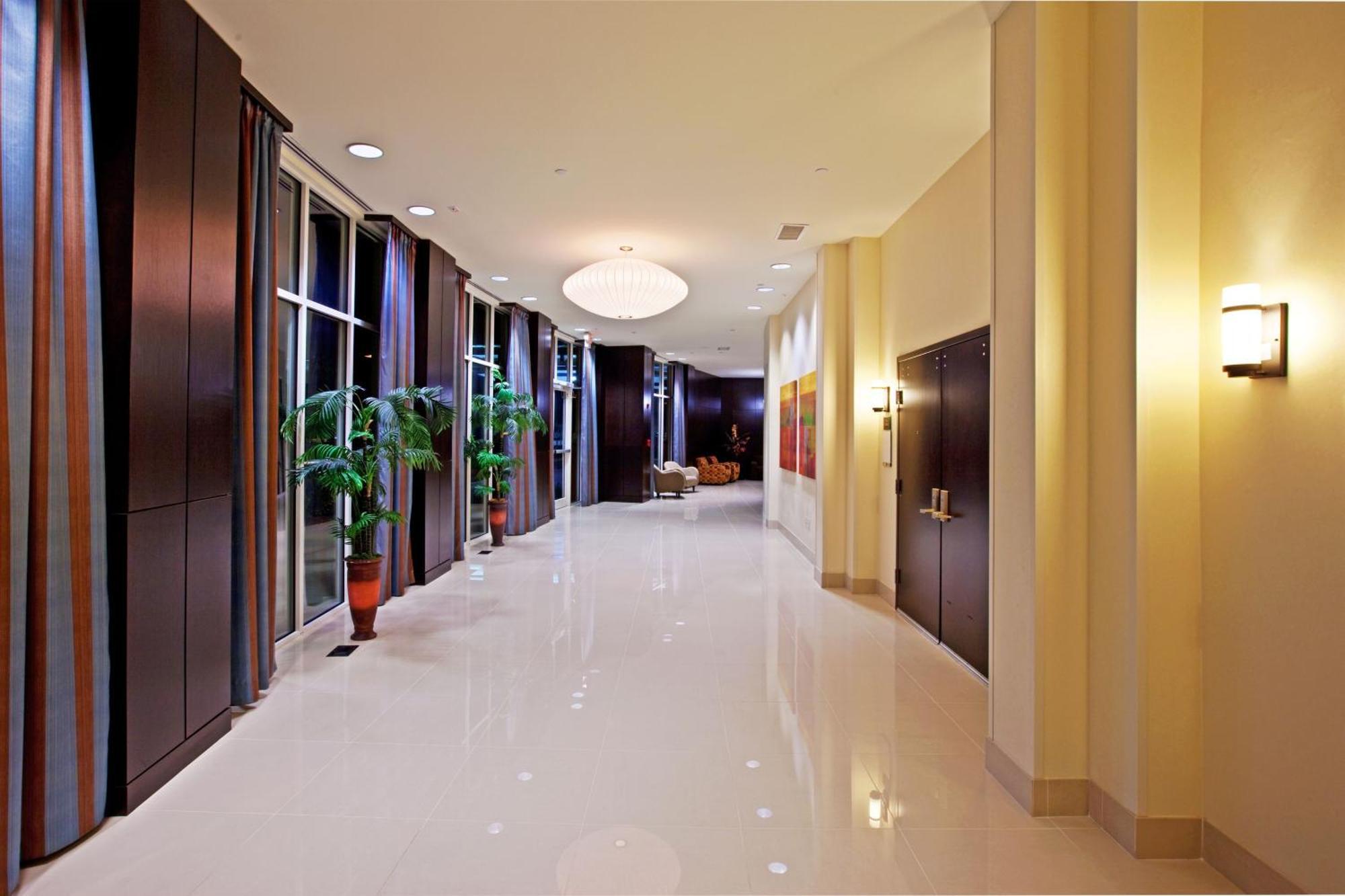 Holiday Inn Louisville Airport - Fair/Expo, An Ihg Hotel Ngoại thất bức ảnh